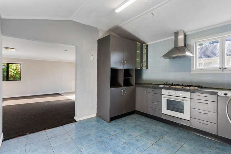 2a Nile Road Kelston_6