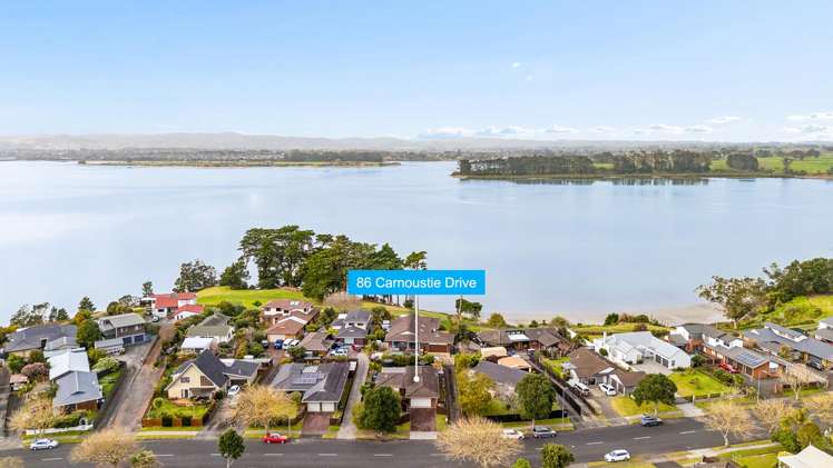 86 Carnoustie Drive Wattle Downs_19