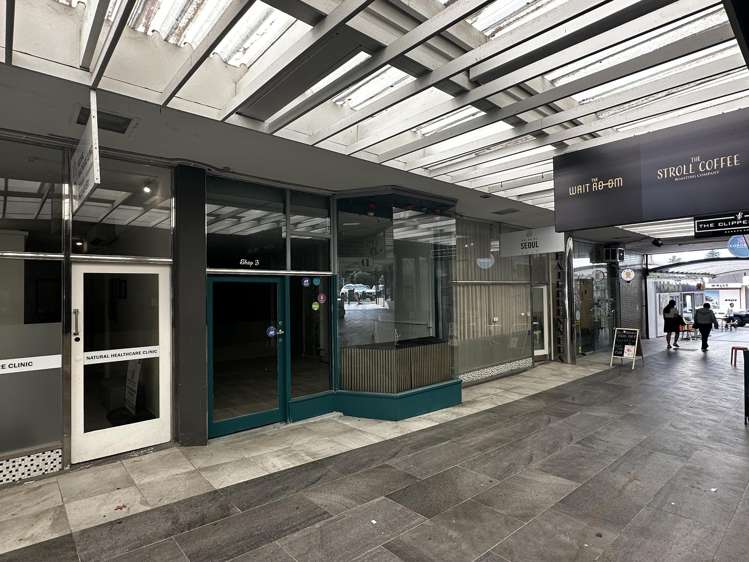 Shop 3/56-60 Hurstmere Road Takapuna_1