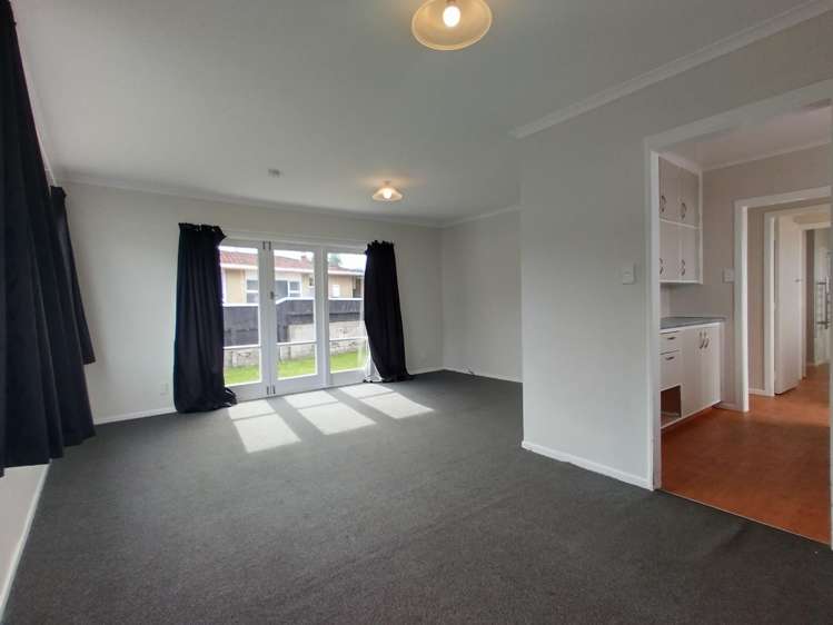 1/7 Mitre Grove Trentham_4