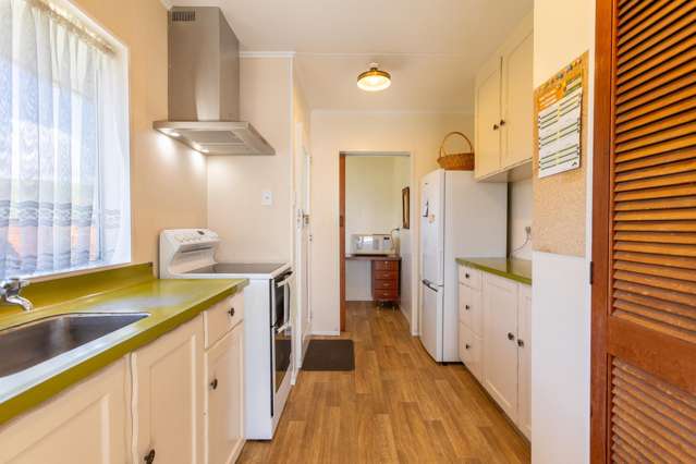 27 George Street Pahiatua_3