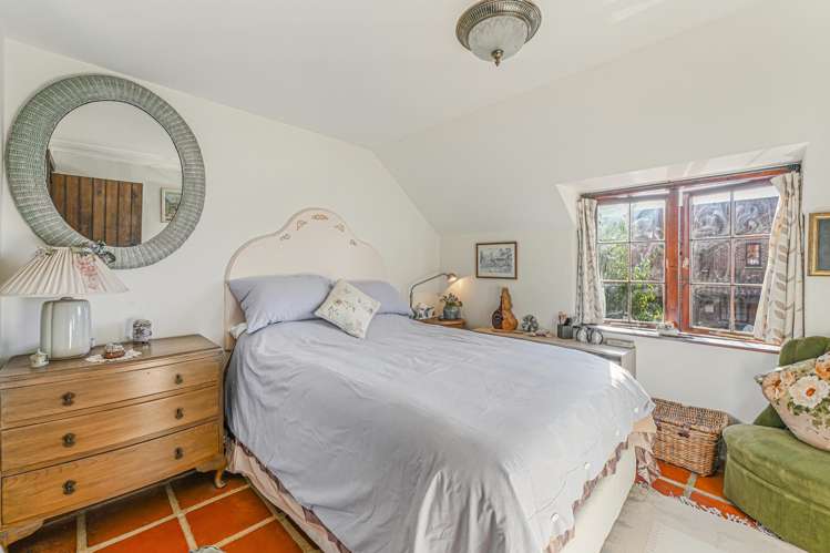 4/6 Quiet Woman Way Monaco_12