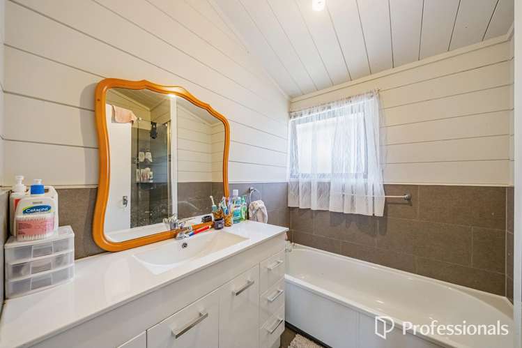 41 Antrim Crescent Wainuiomata_20