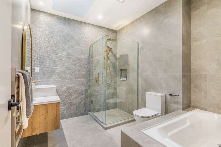 77 Skulander Crescent Millwater_13