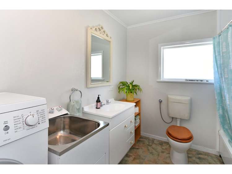 59 The Ridgeway Stoke_13