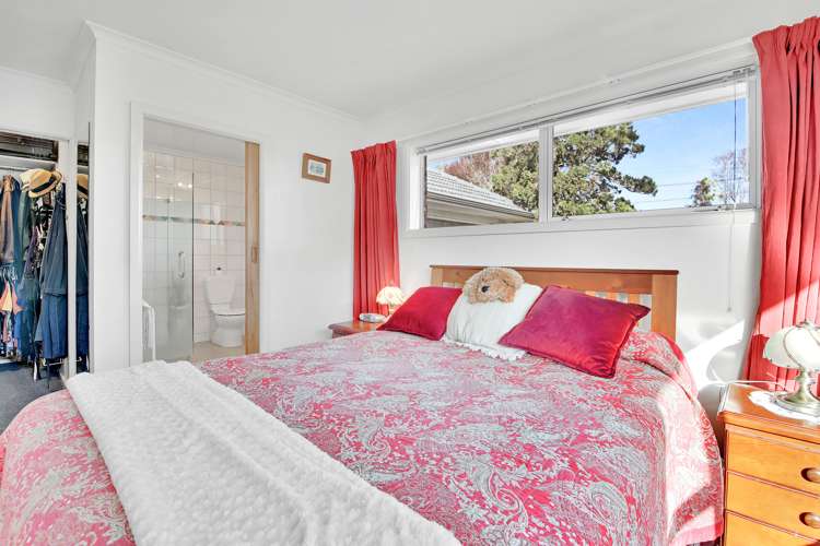 15 Barclay Place Burwood_10