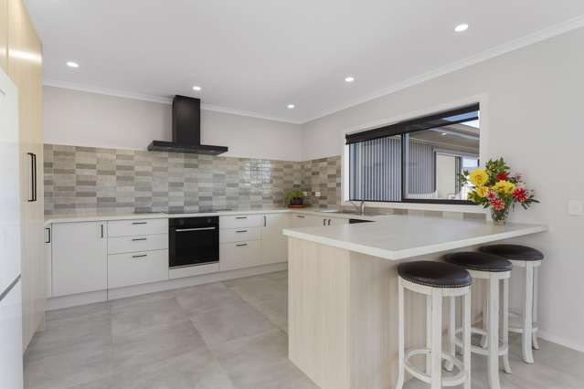 10 Uku Way Wharewaka_3