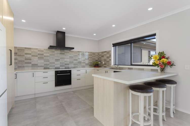 10 Uku Way Wharewaka_3