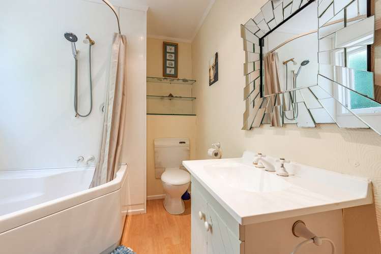 21a David Crescent Karori_9