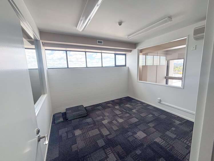 66 The Square Palmerston North_3