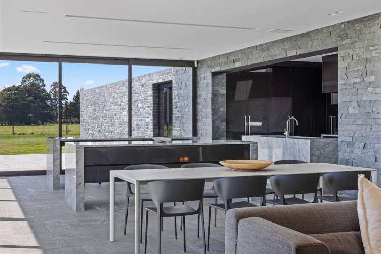 400 Pound Road Yaldhurst_17