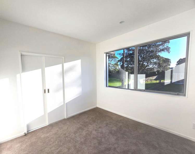 8a Taurima Avenue Point England_12