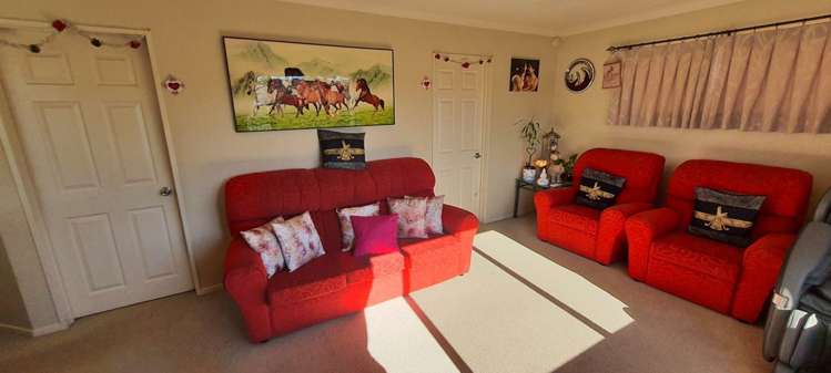 94 Meadowland Drive Somerville_5