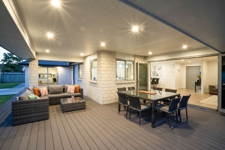 17 Henry Bell Close Leamington_1