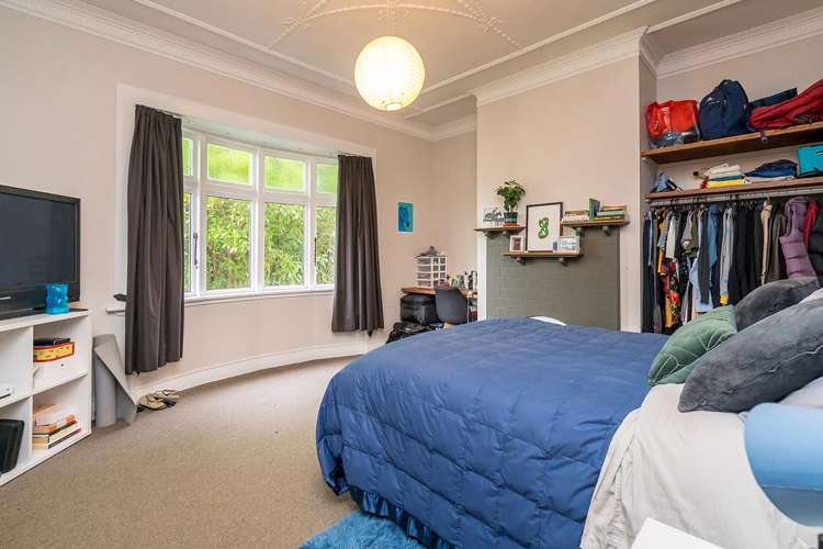 29 Ramsay Street_5
