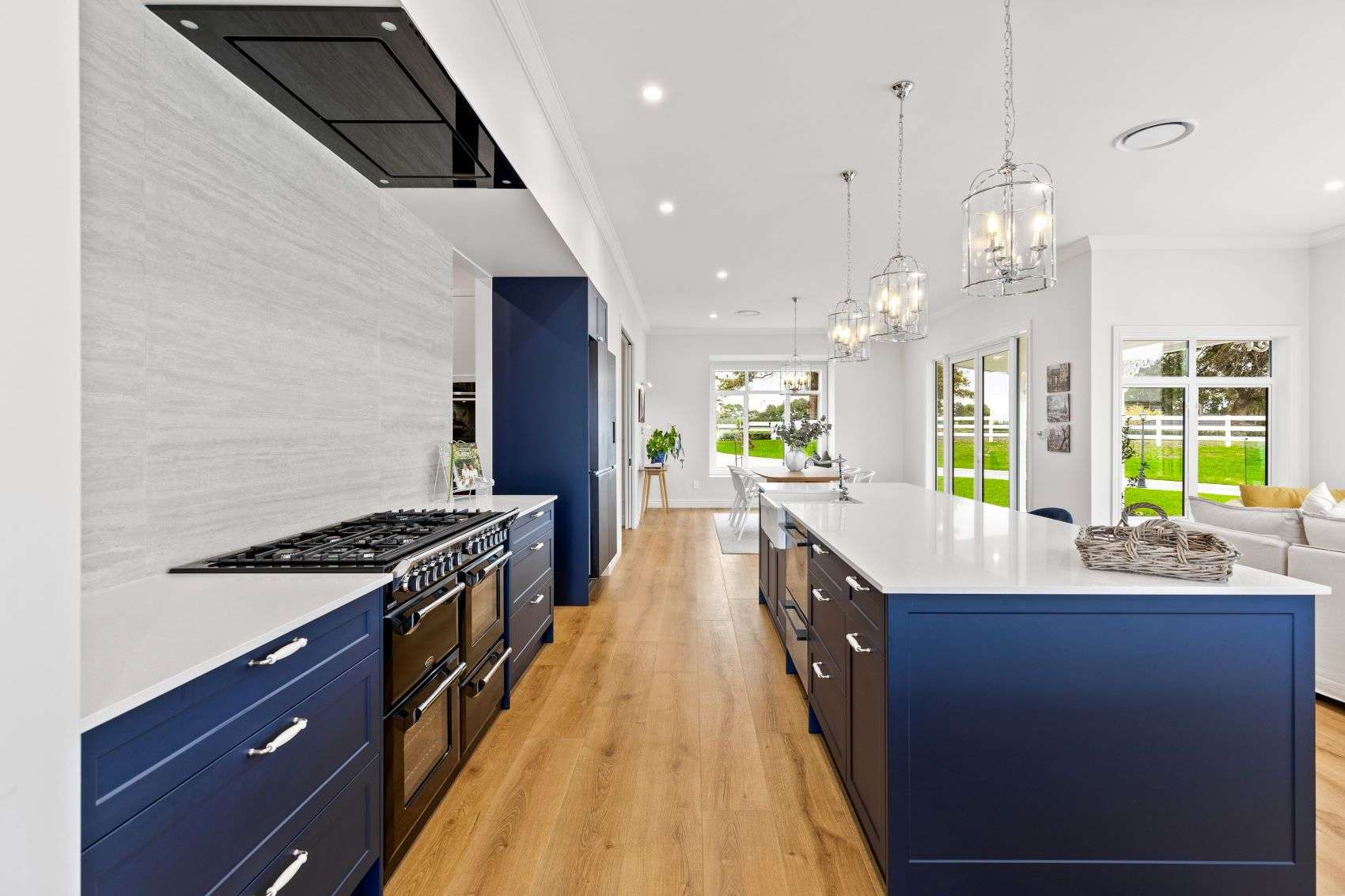21 Diamond Lane in Riverhead, Rodney