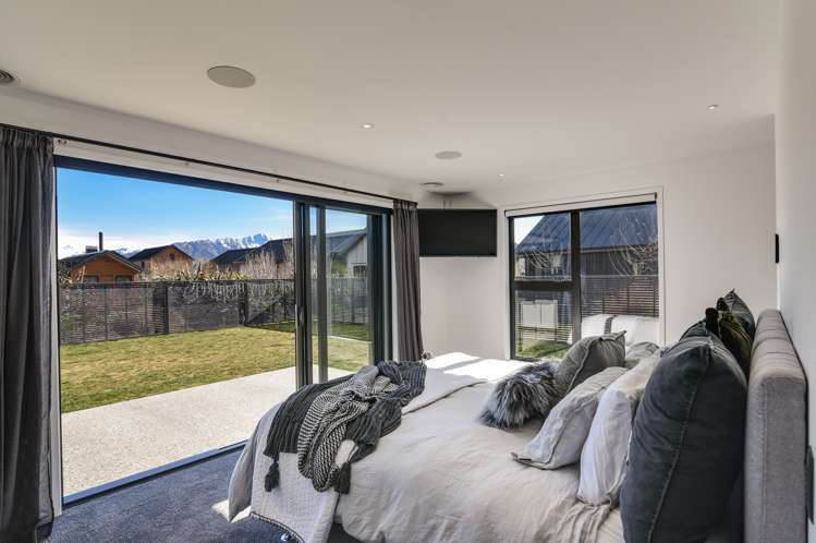 33 Mckellar Drive Jacks Point_11