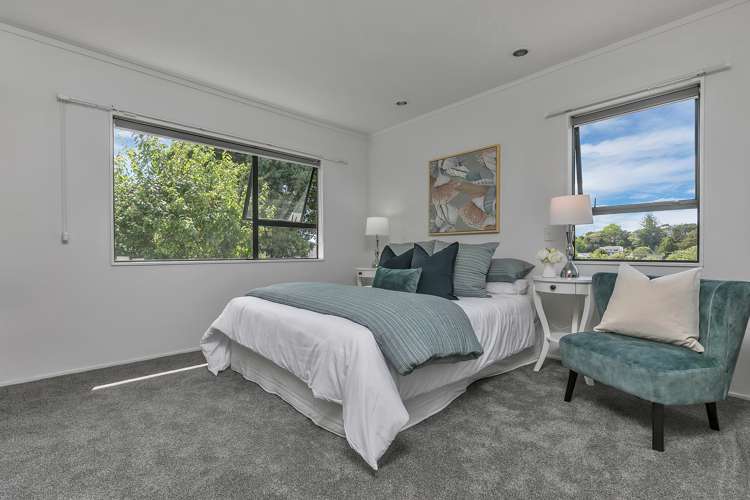 2/19 Greenvalley Rise Glenfield_11