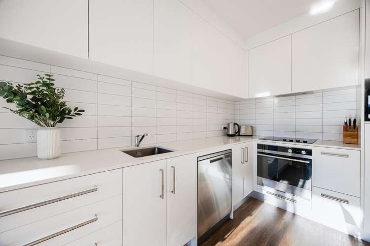 205/38A Fraser Avenue_3