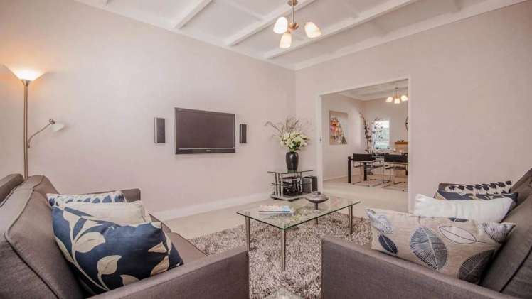 74 Moana Avenue One Tree Hill_3