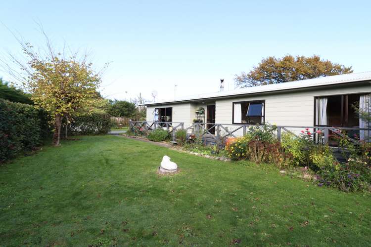 250b High Street North Carterton_14