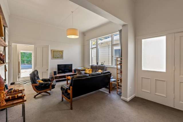 211 Grant Road Thorndon_2