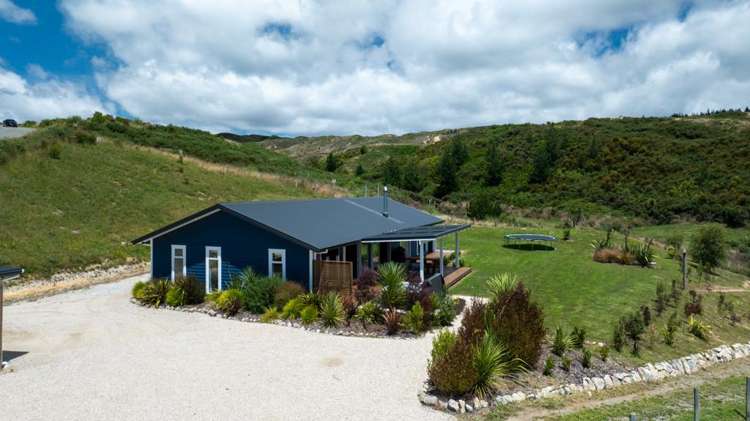 230 Stringer Road Upper Moutere_26