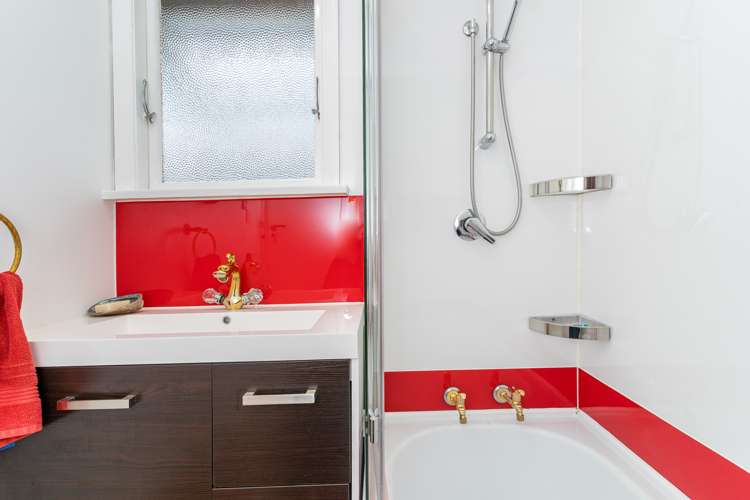 6 Harbour Terrace Careys Bay_17