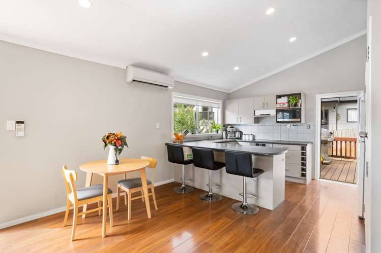 2/19 Gibbs Crescent Red Hill_5