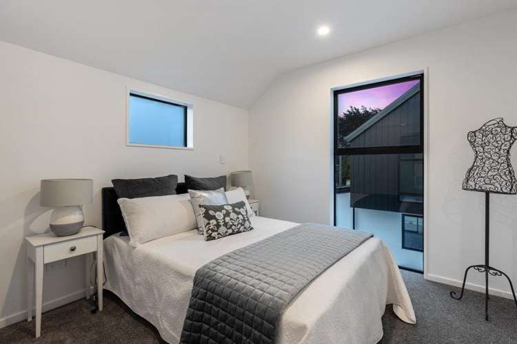 2/128 Huxley Street Sydenham_1