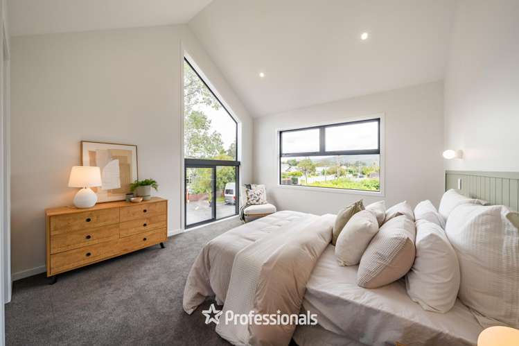 8 Maire Street Woburn_9