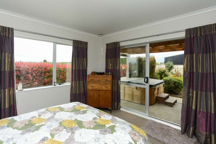 398 Southland Place Raureka_11