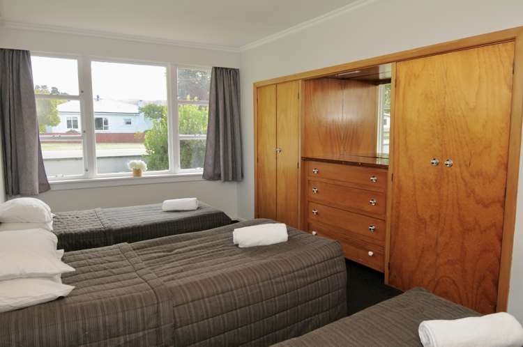 85 Bledisloe Street Kurow_12