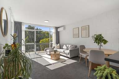 4/130A Shackleton Road_3