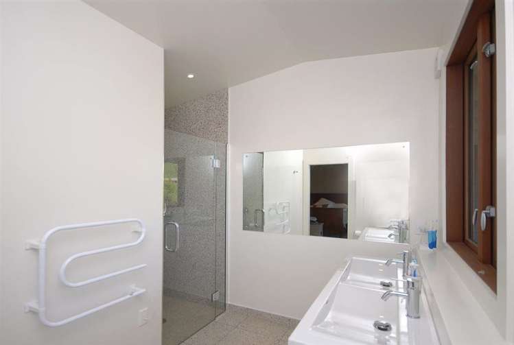 599a Longbush Road Hinakura_6