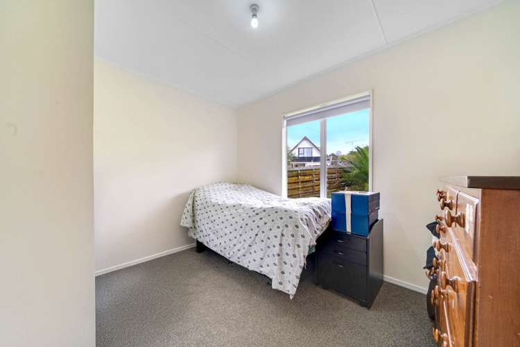 7 Oreti Place Clover Park_7