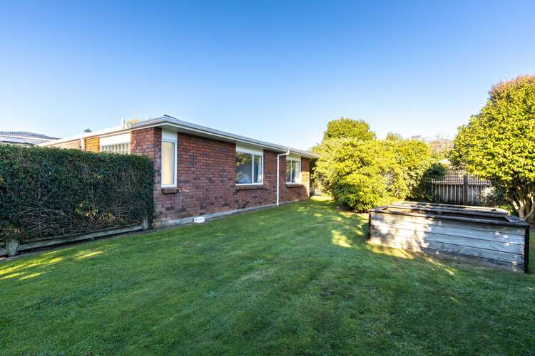 3a Kinross Drive Merrilands_21