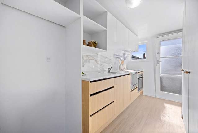 2/220A Church Street Onehunga_3