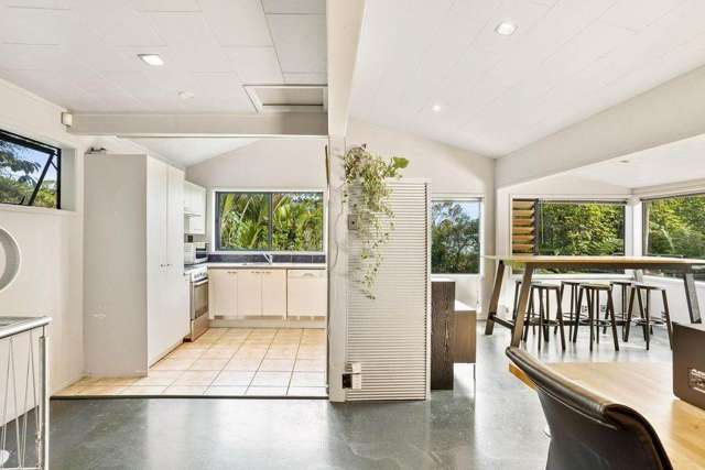 395 Titirangi Road Titirangi_1