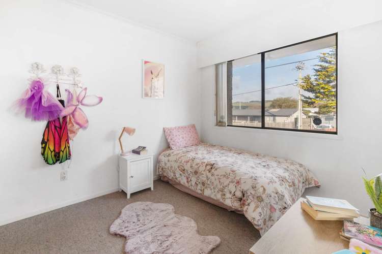 194 Clayton Road Mangakakahi_7