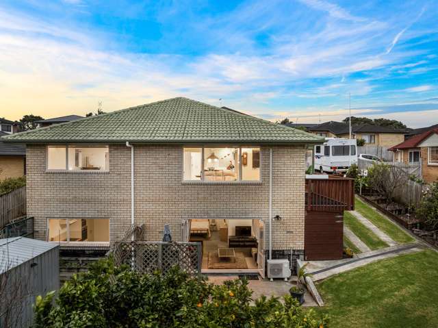 32 Rivervale Grove Stanmore Bay_1