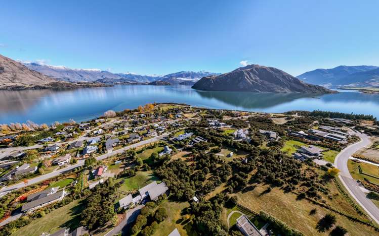 16 Briar Bank Drive Wanaka_9