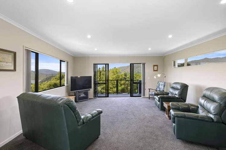 71 Mt Marua Way Mount Marua_18