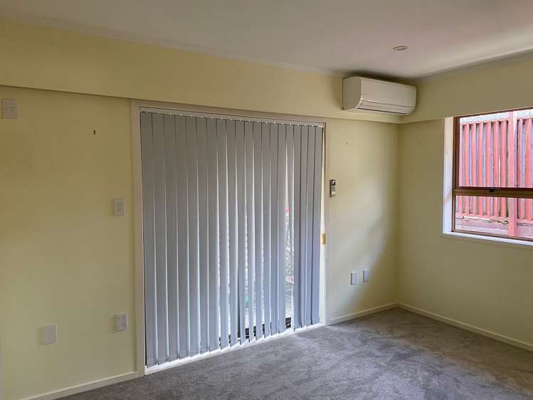 11 Robin Lane Browns Bay_12