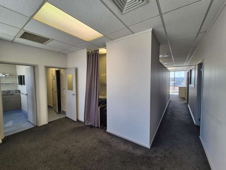 Level 1/288 Te Atatu Road Te Atatu_8