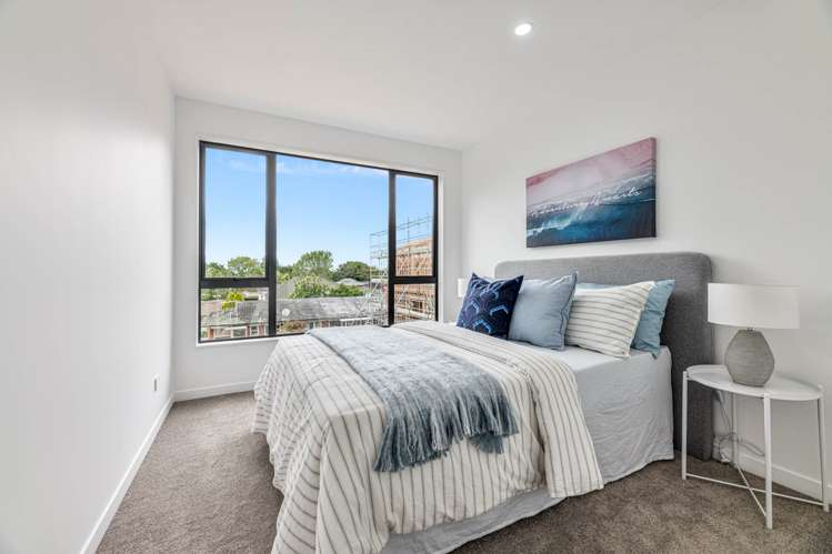 2/12 Tawera Road Greenlane_3