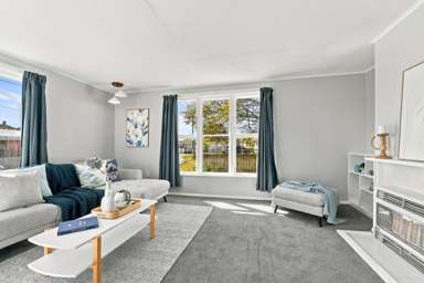 23 Churchill Crescent_3