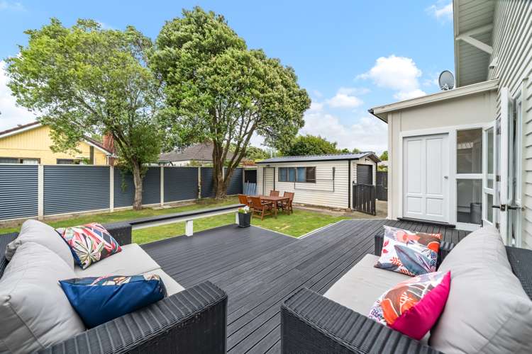 48 Kebbell Grove Epuni_17