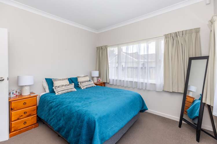 228 Fox Street Hamilton East_9