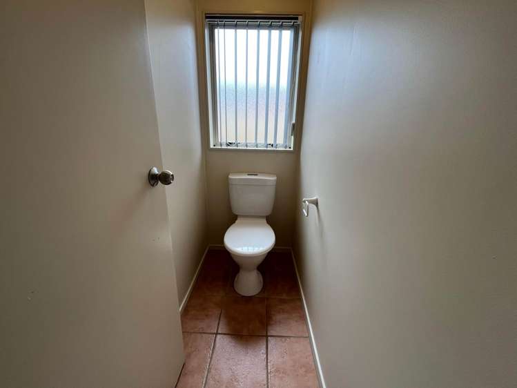 2/7 Argyle Avenue Pahurehure_8
